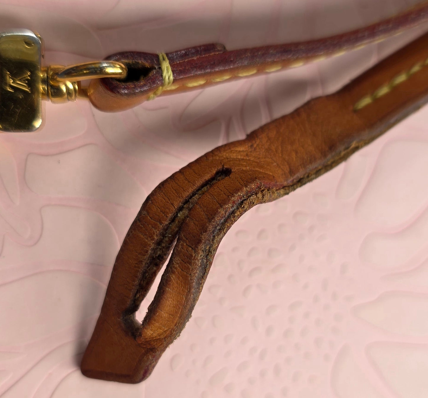 Authentic Louis Vuitton Favorite MM Monogram (SA4116)
