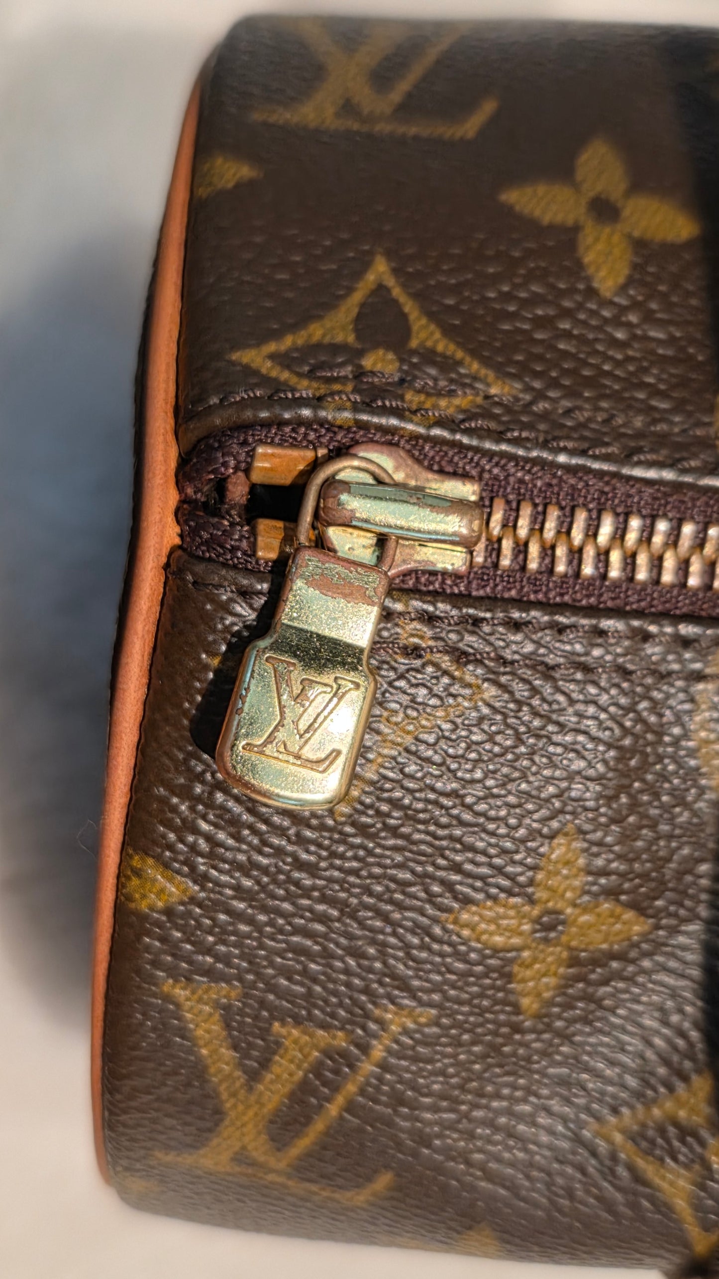 Authentic Louis Vuitton Papillon 27
