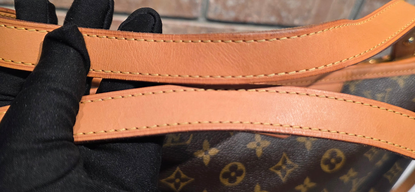 Authentic Louis Vuitton Estrella MM