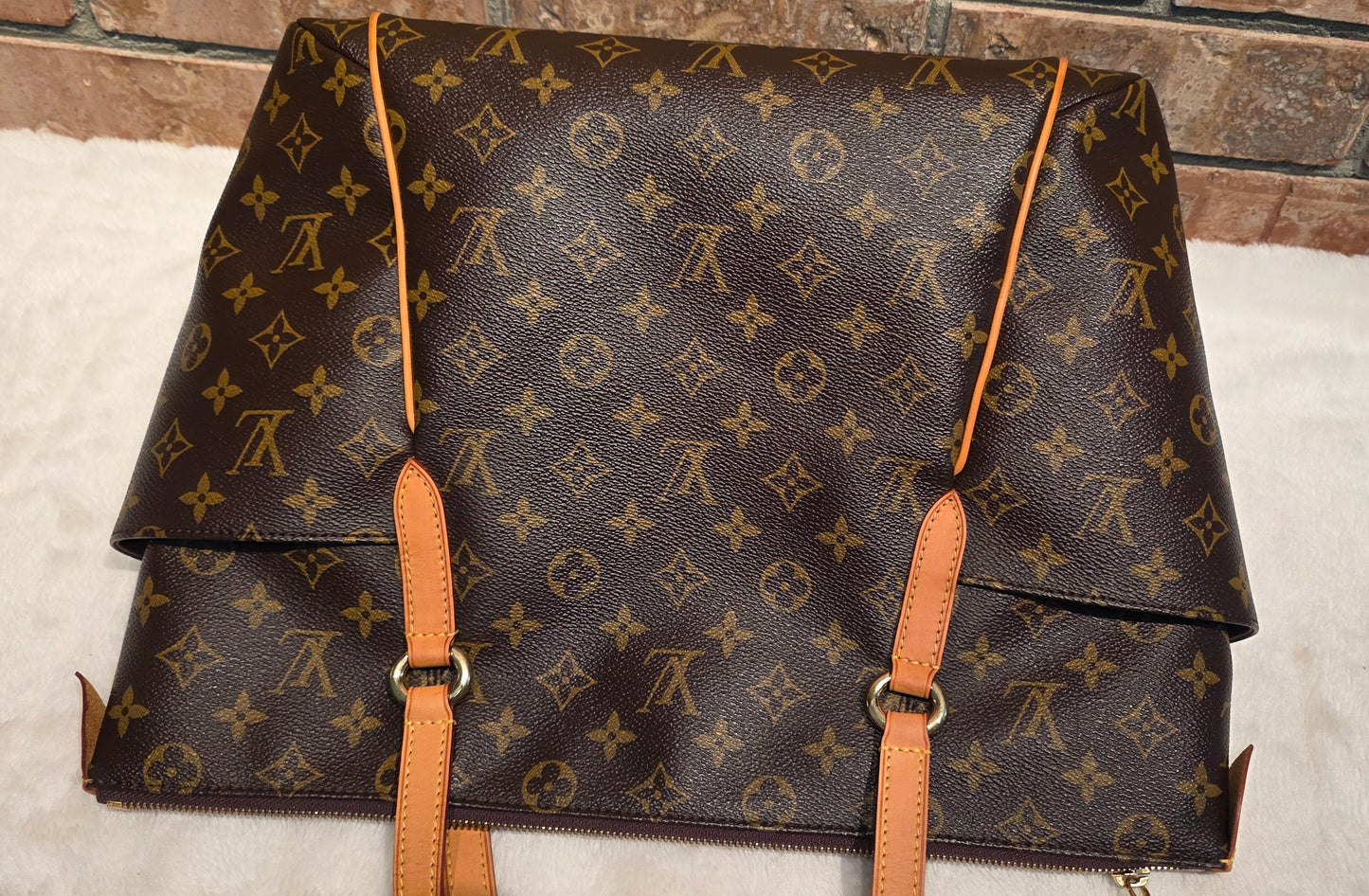 Authentic Louis Vuitton Totally MM Monogram