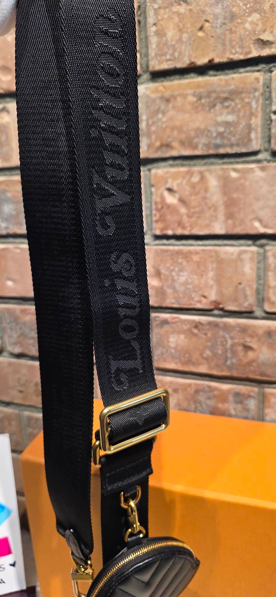 Authentic Louis Vuitton New Wave Multipochette Noir