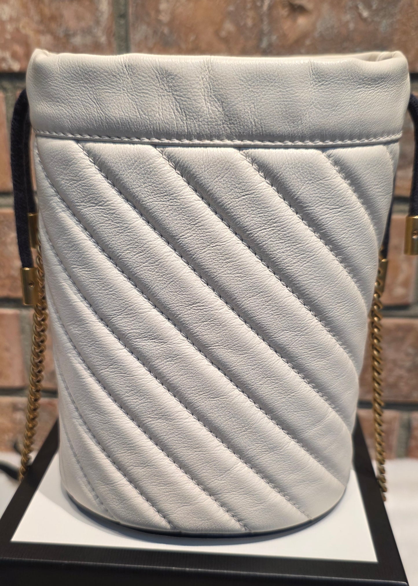 Authentic Gucci Marmont Mini Bucket Bag in Off White