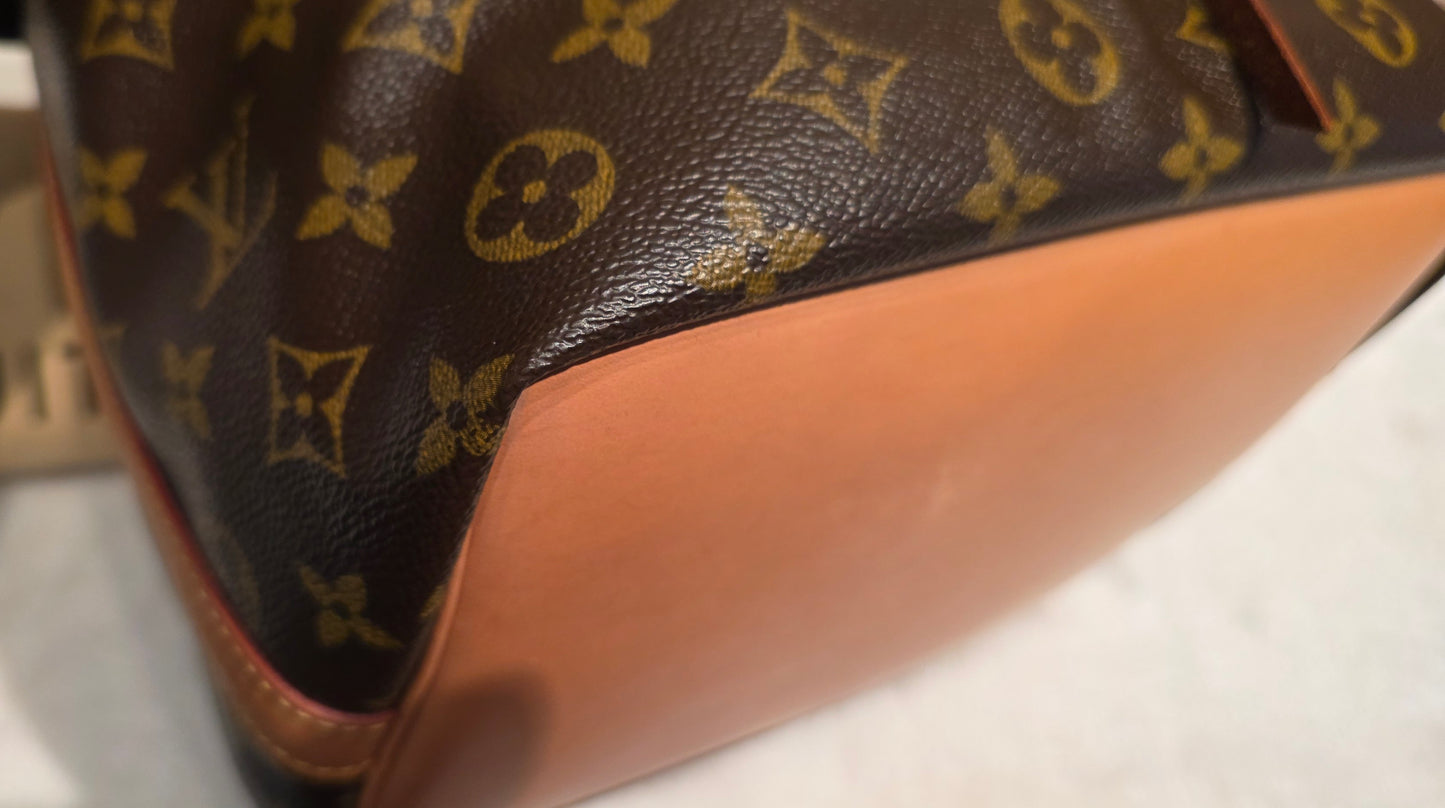 Authentic Louis Vuitton Petite Noe Monogram