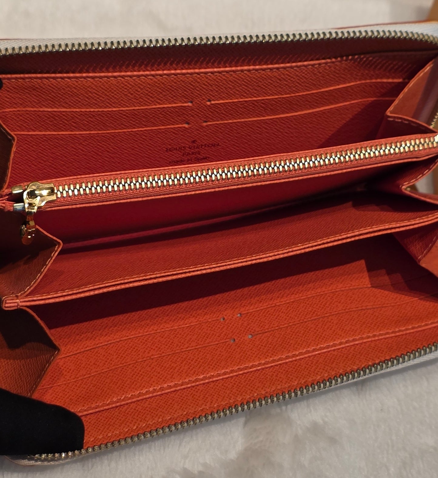 Authentic Louis Vuitton x Murakami Multicolor Zippy Wallet