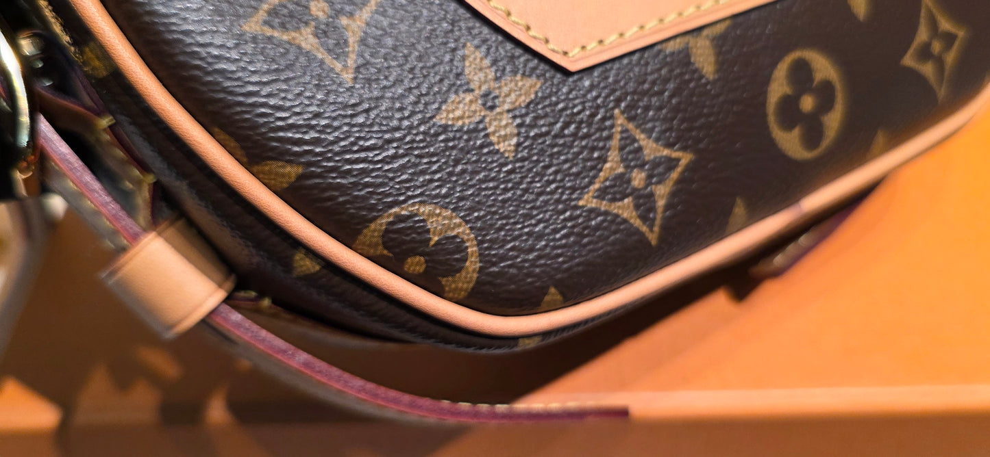 Authentic Louis Vuitton Boite Chapeau MM