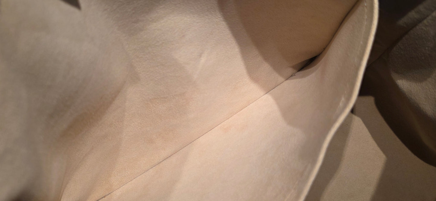 Authentic Louis Vuitton Estrella MM