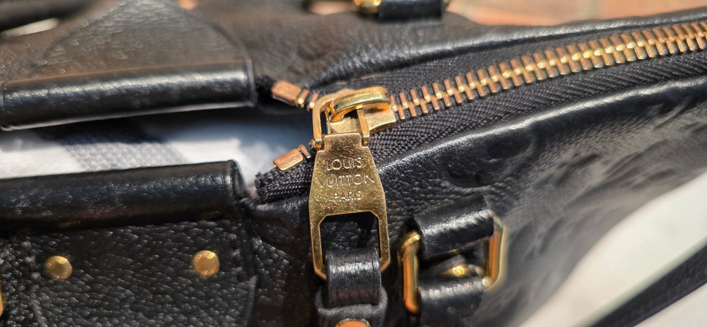 Authentic Louis Vuitton Mazarine MM Empreinte Noir