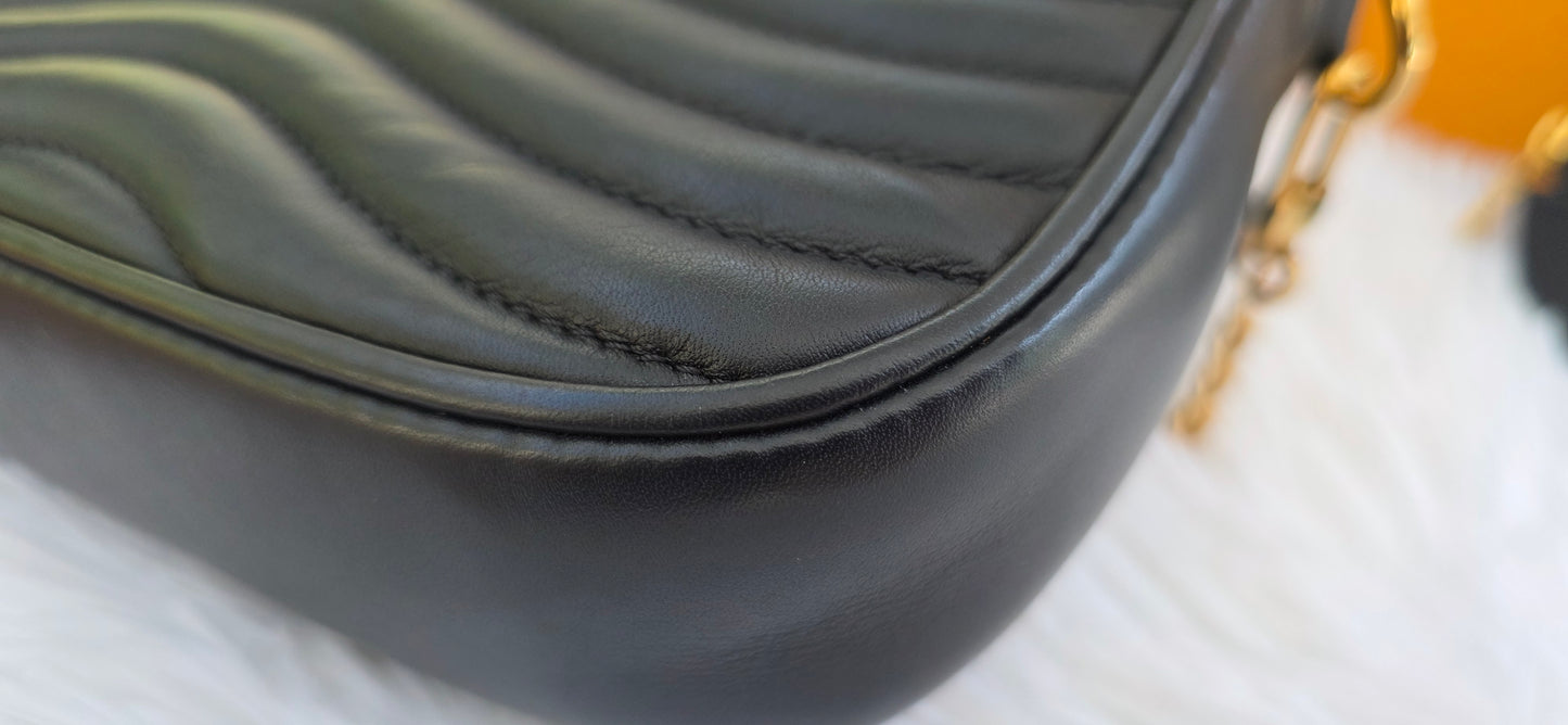 Authentic Louis Vuitton New Wave Multipochette Noir