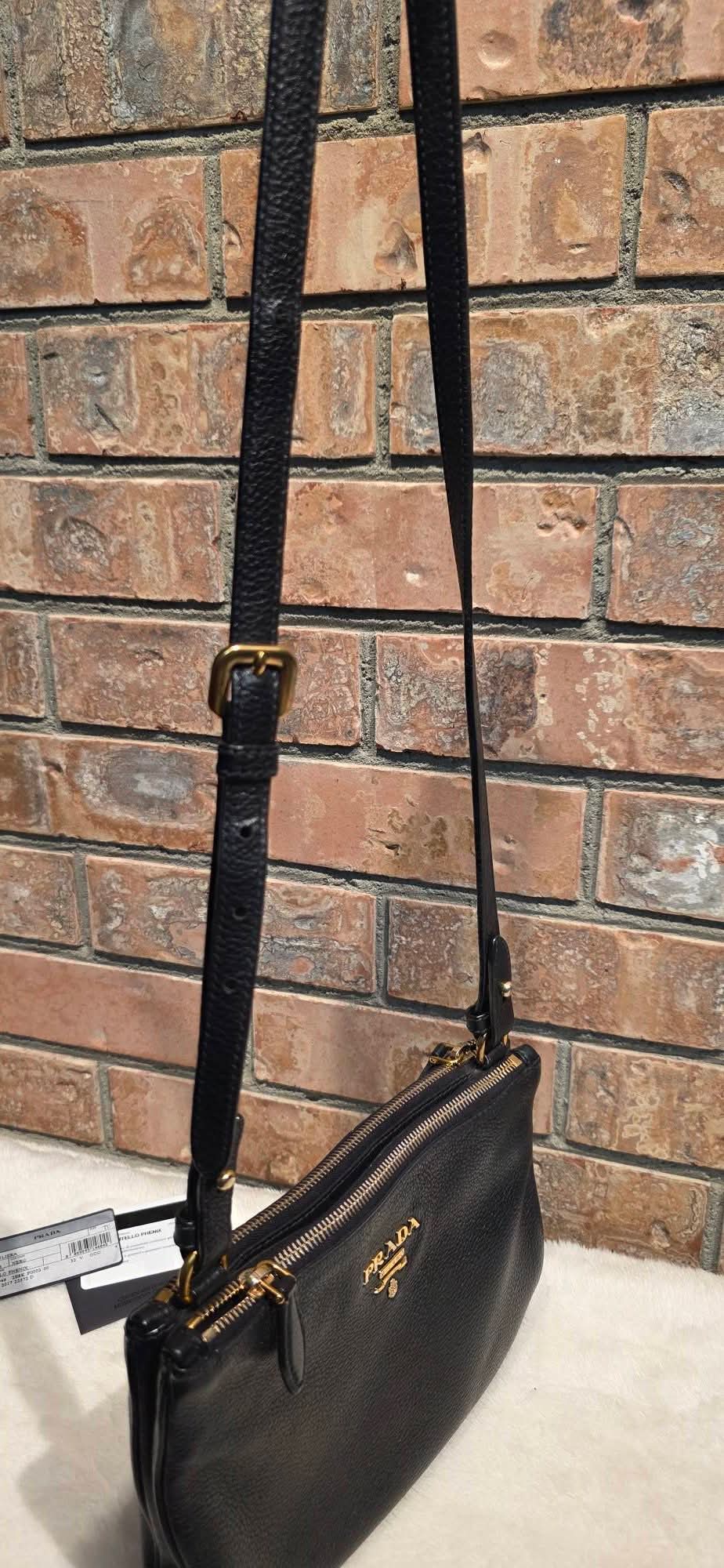 Authentic Prada Bandoliera Vitello Phenix Crossbody