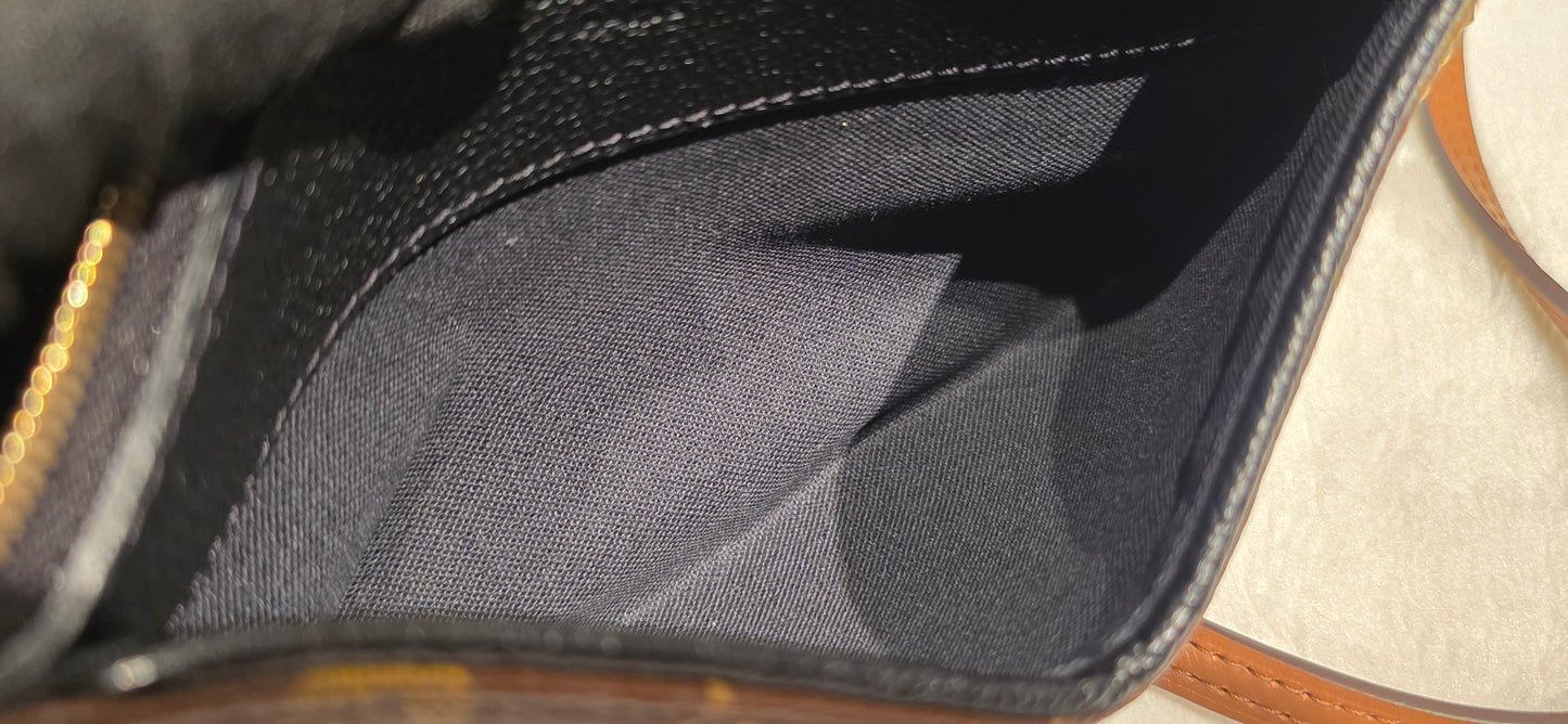 Authentic Louis Vuitton Pallas Clutch Noir