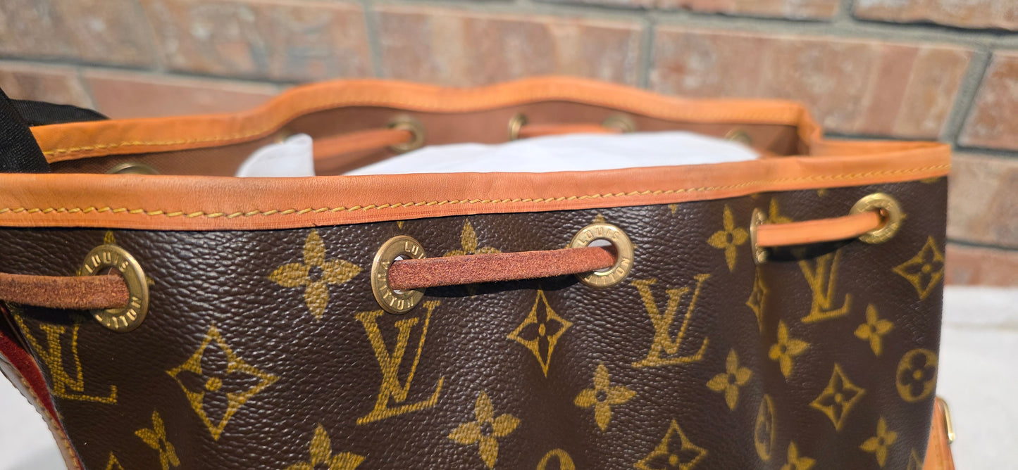 Authentic Louis Vuitton Petite Noe Monogram