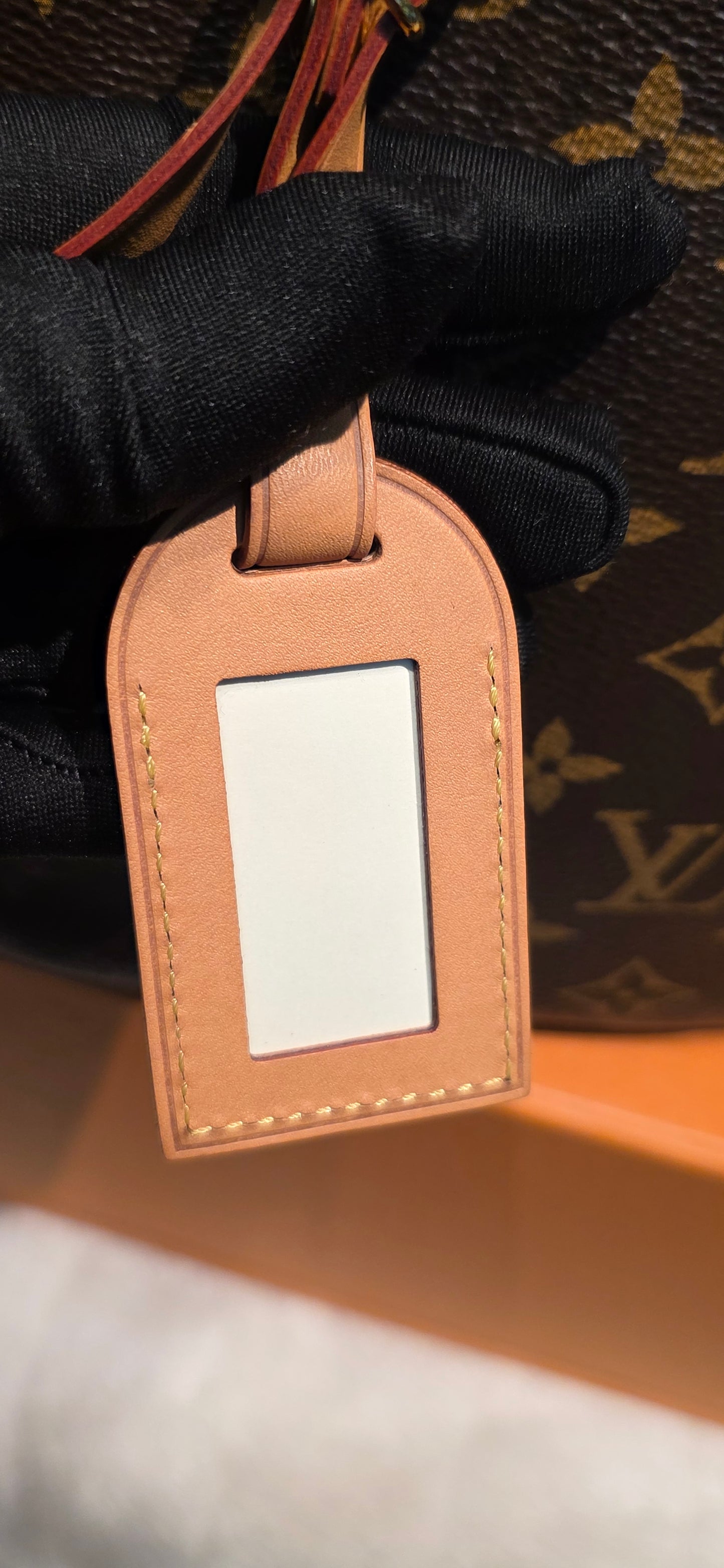 Authentic Louis Vuitton Boite Chapeau MM
