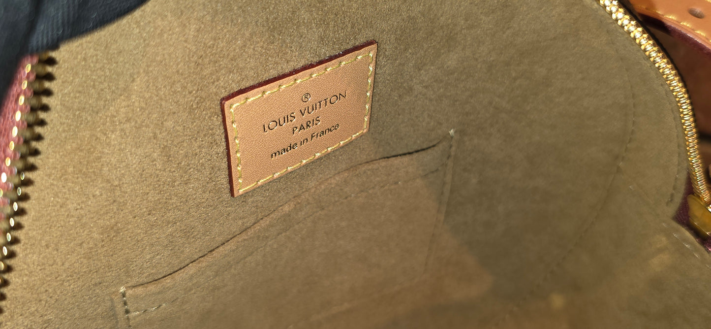 Authentic Louis Vuitton Boite Chapeau MM