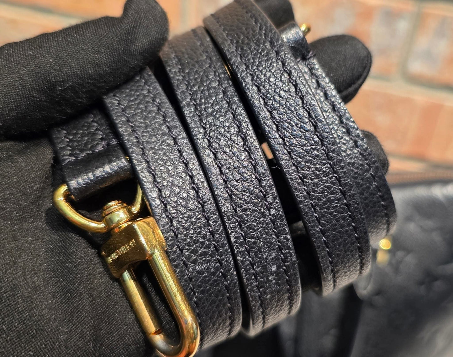 Authentic Louis Vuitton Mazarine MM Empreinte Noir