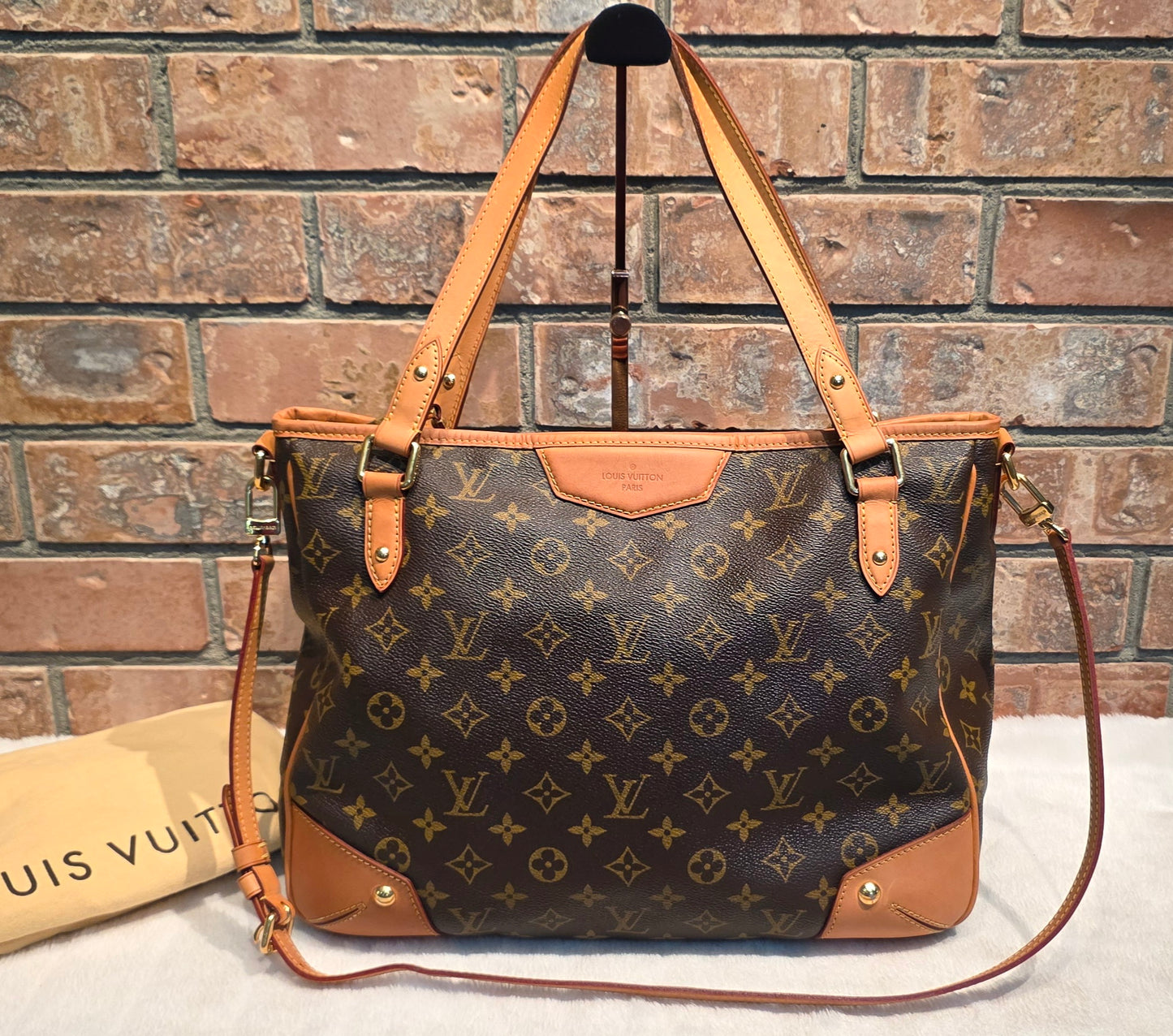 Authentic Louis Vuitton Estrella MM