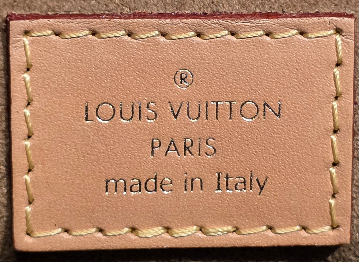 Authentic Louis Vuitton Boite Chapeau Souple MM