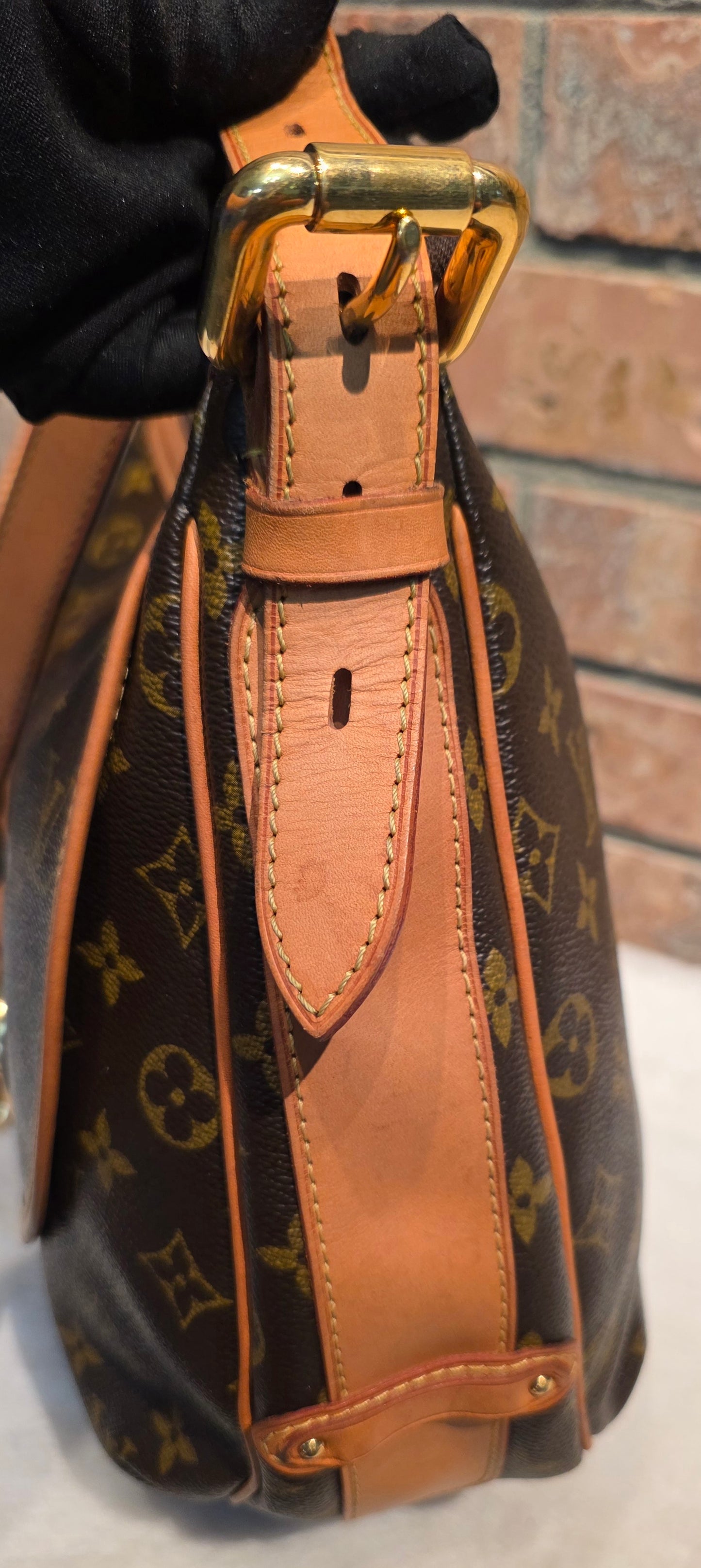 Authentic Louis Vuitton Tulum GM