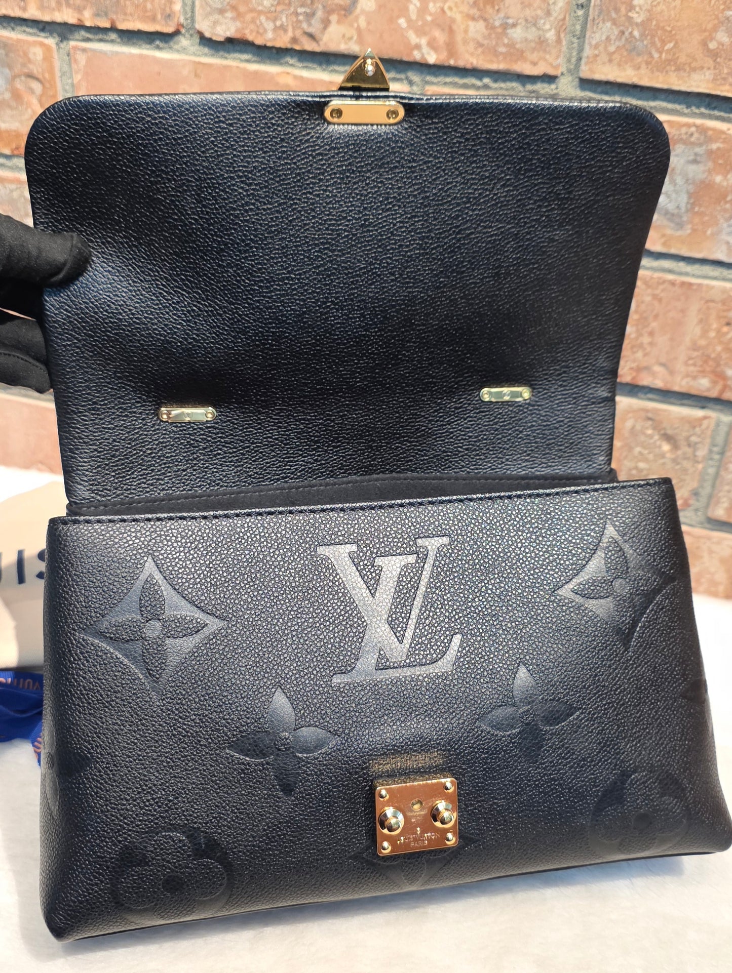 Authentic Louis Vuitton Madeleine MM Empreinte Noir
