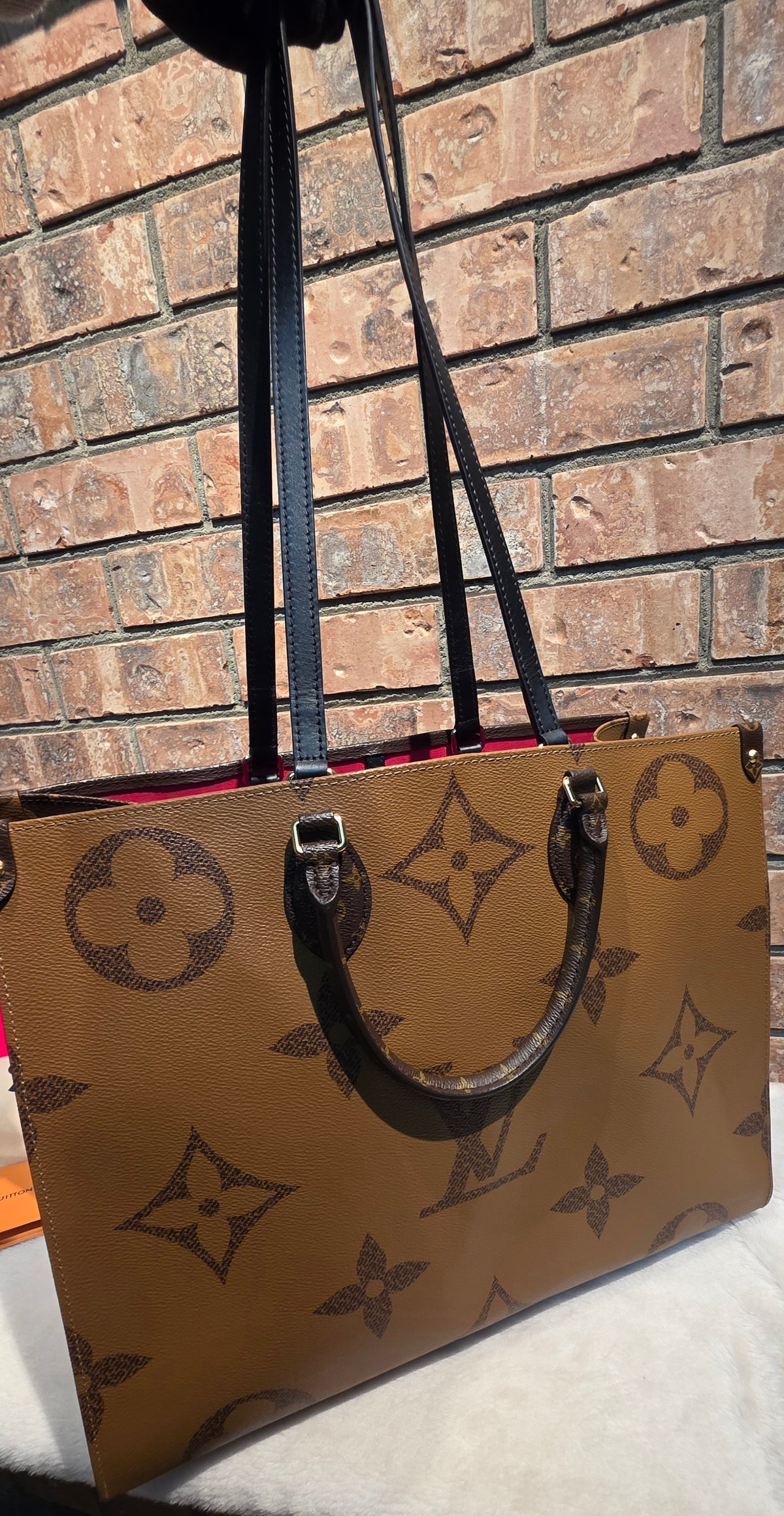 Authentic Louis Vuitton OTG GM Monogram Reverse