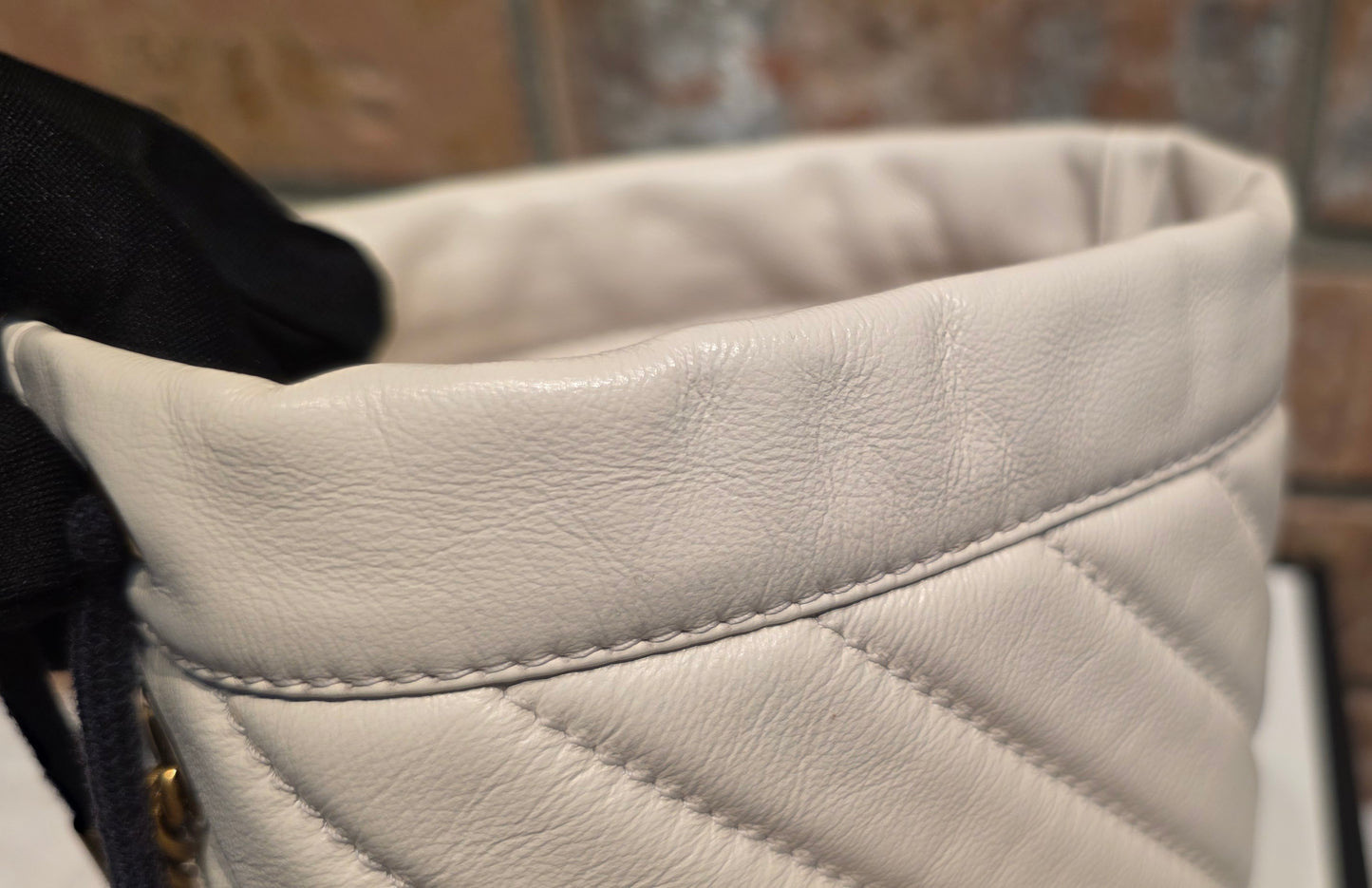Authentic Gucci Marmont Mini Bucket Bag in Off White