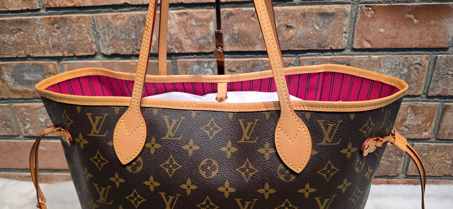 Authentic Louis Vuitton Neverfull MM (Pivoine Interior)