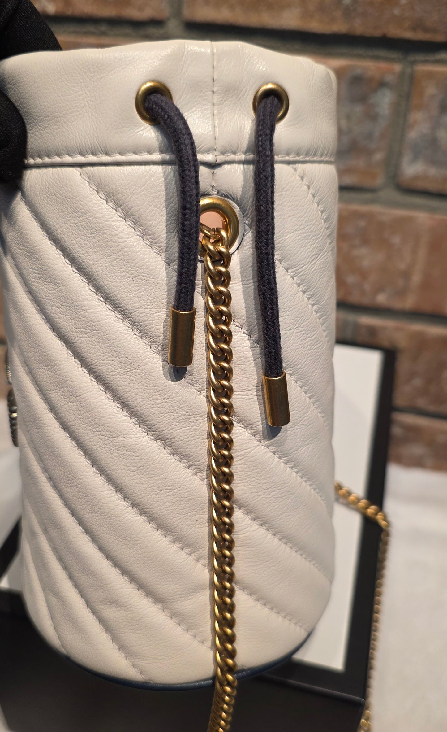 Authentic Gucci Marmont Mini Bucket Bag in Off White