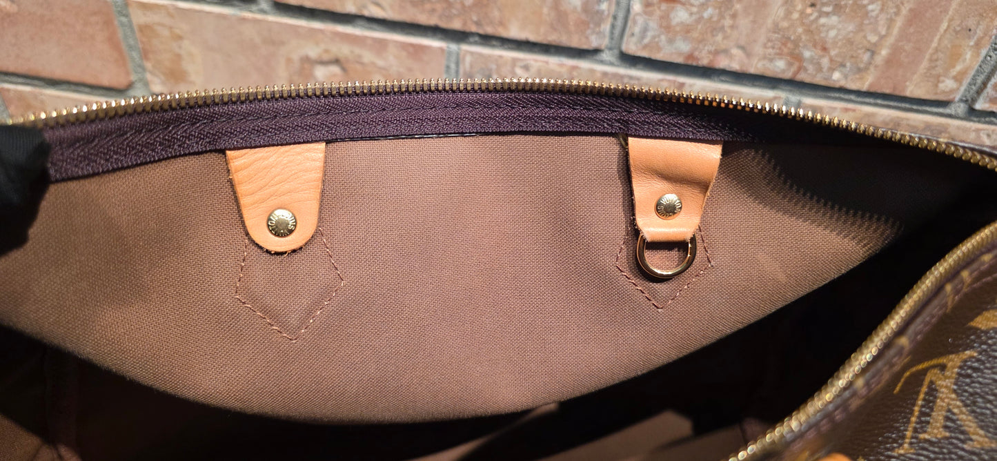 Authentic Louis Vuitton Speedy 35 Bandoliere