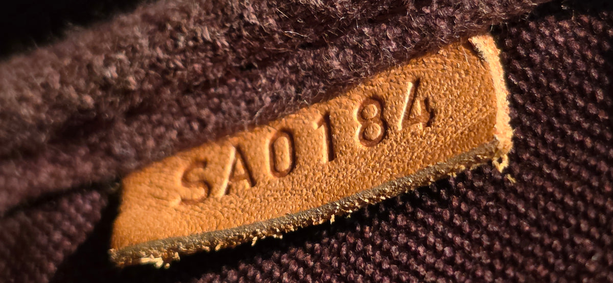 Authentic Louis Vuitton Favorite MM Monogram