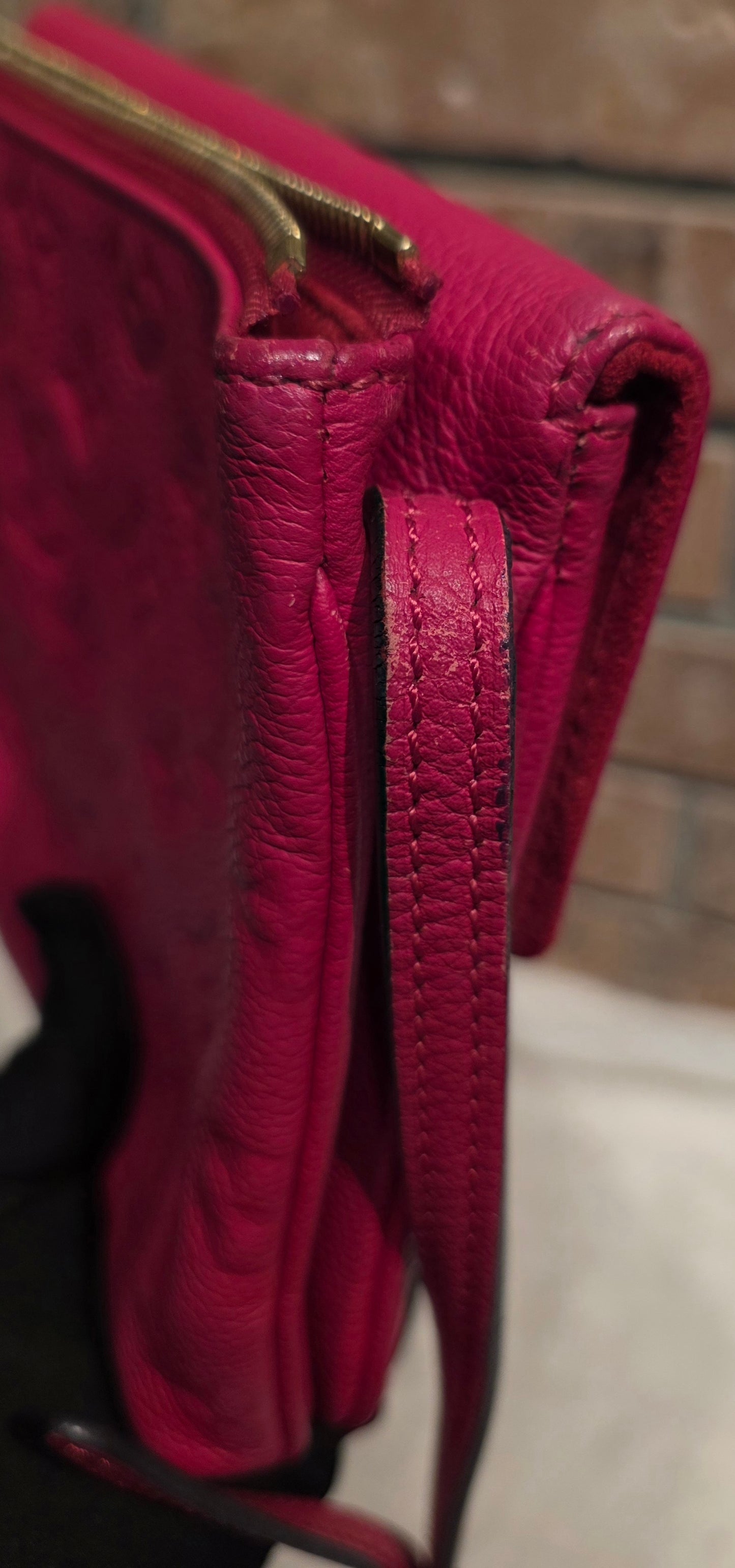 Authentic Louis Vuitton Twice/Twinset Pochette in Dahlia Pink