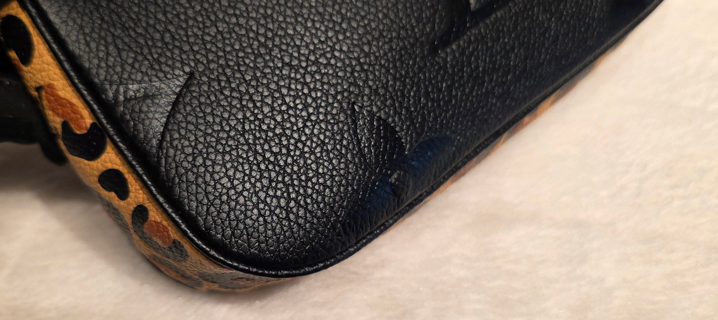 Authentic Louis Vuitton Multipochette Accessoires Wild At Heart