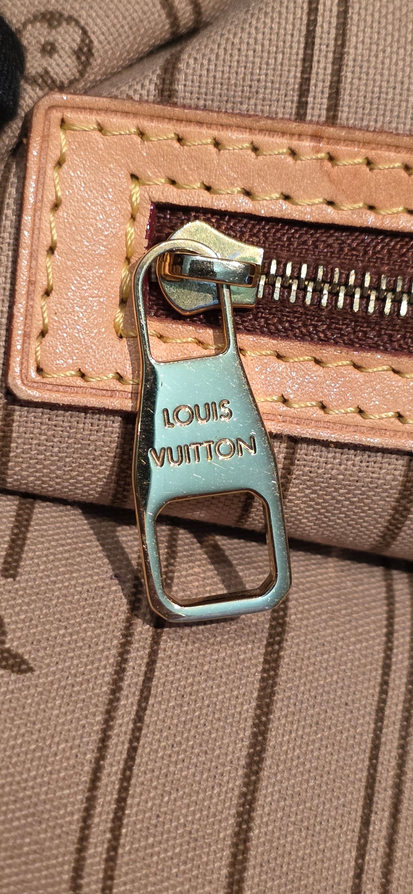 Authentic Louis Vuitton Delightful MM Monogram