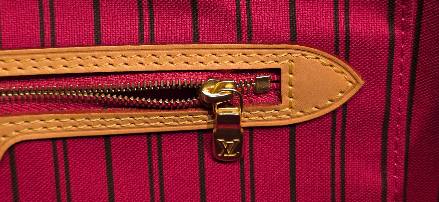 Authentic Louis Vuitton Neverfull MM (Pivoine Interior)