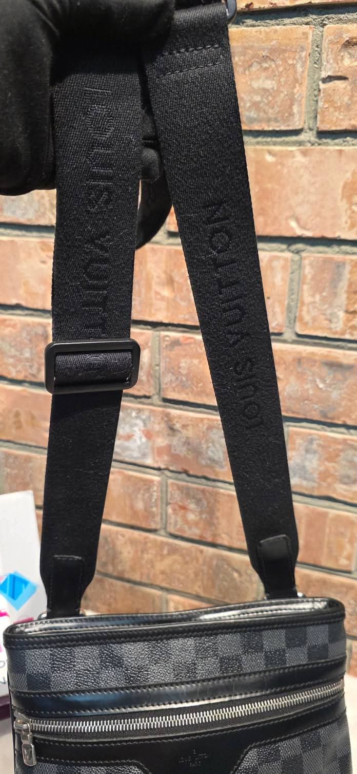 Authentic Louis Vuitton Thomas Crossbody Damier Graphite