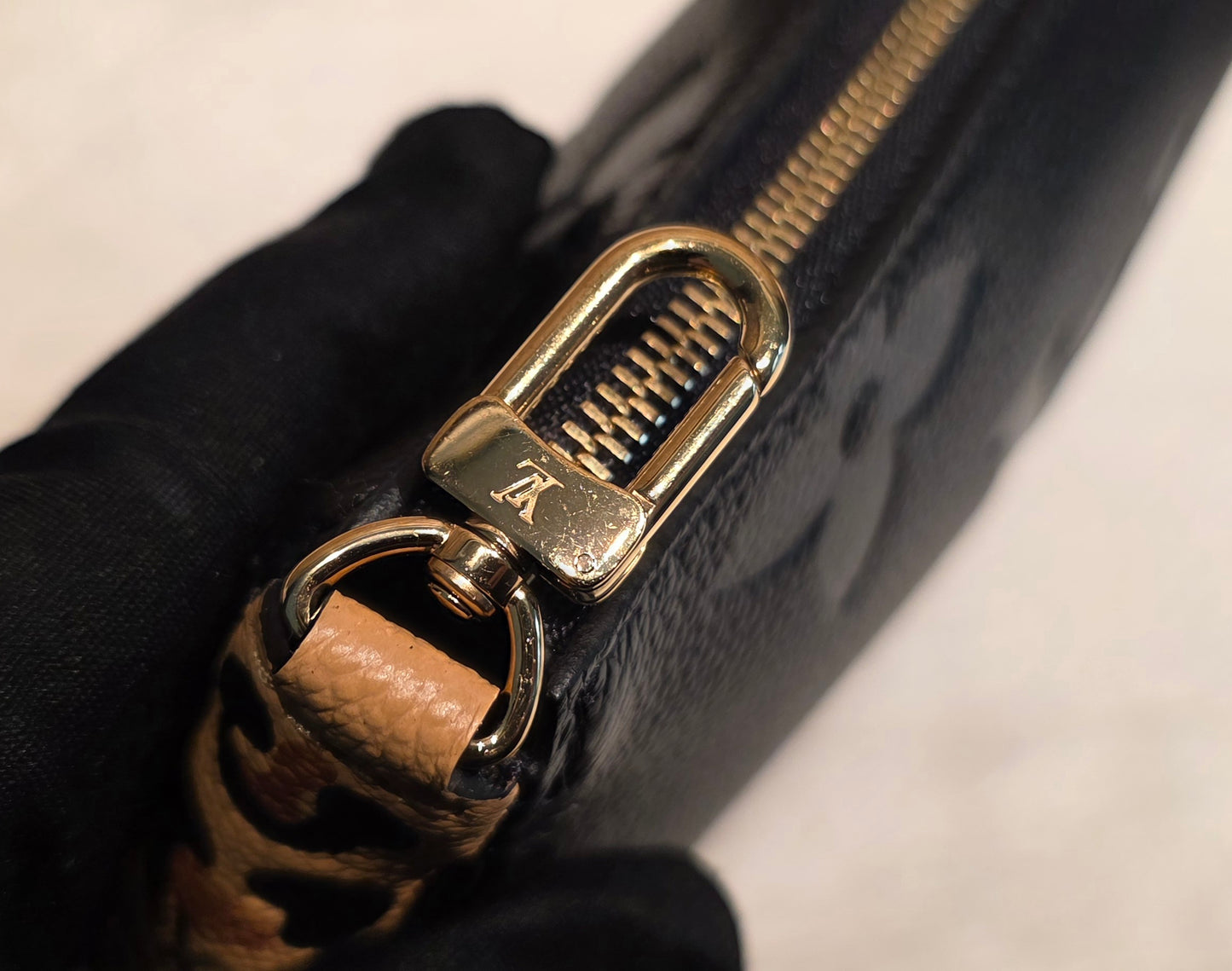 Authentic Louis Vuitton Multipochette Accessoires Wild At Heart