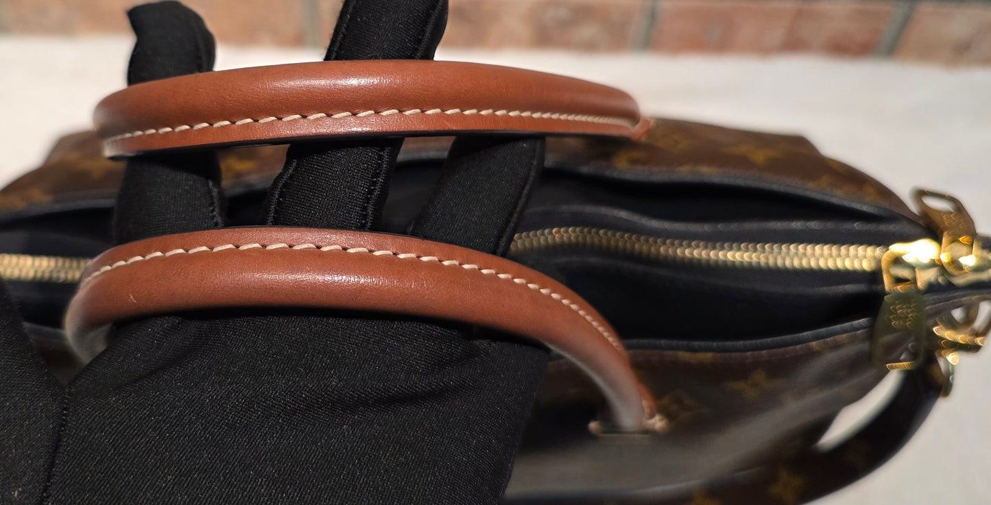 Authentic Louis Vuitton Pallas MM Noir