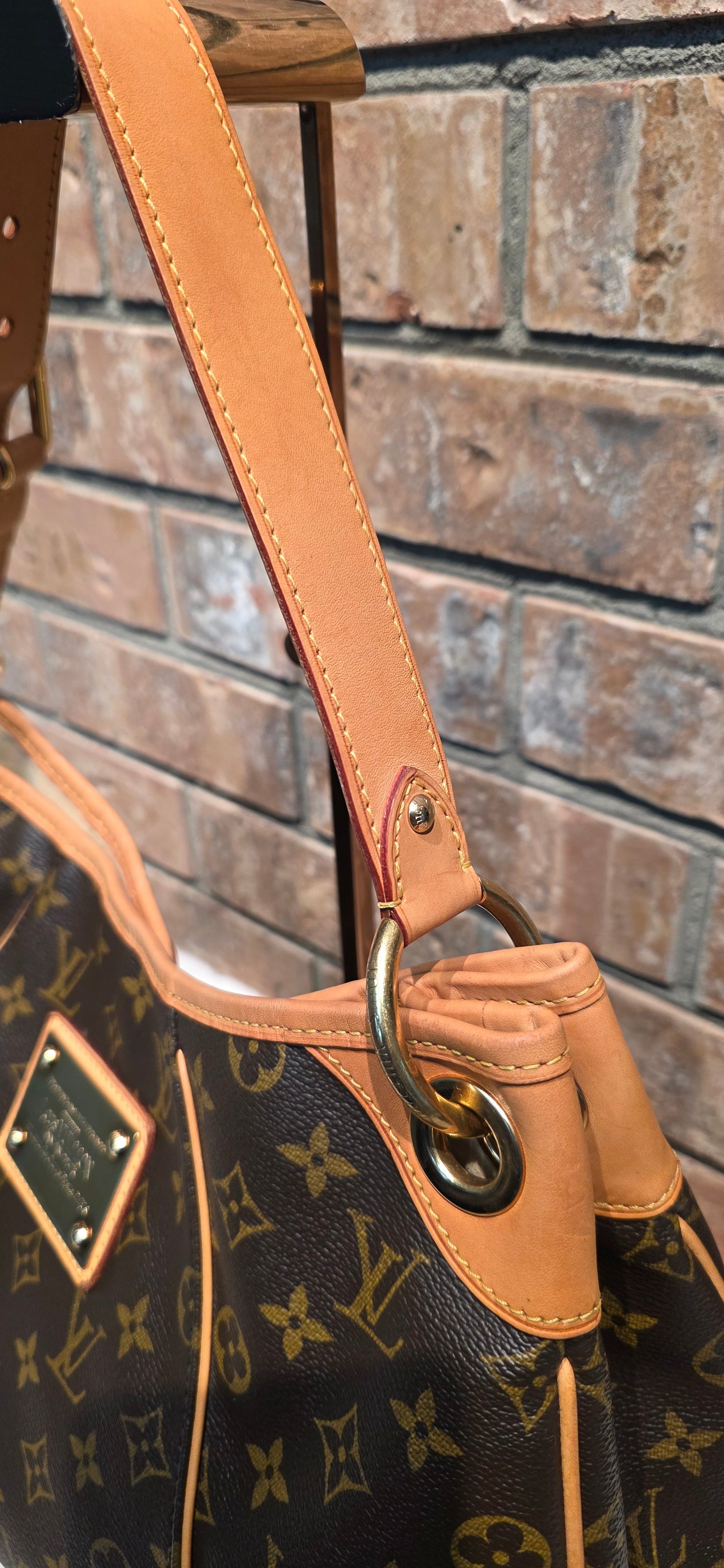 Authentic Louis Vuitton Galliera PM Monogram