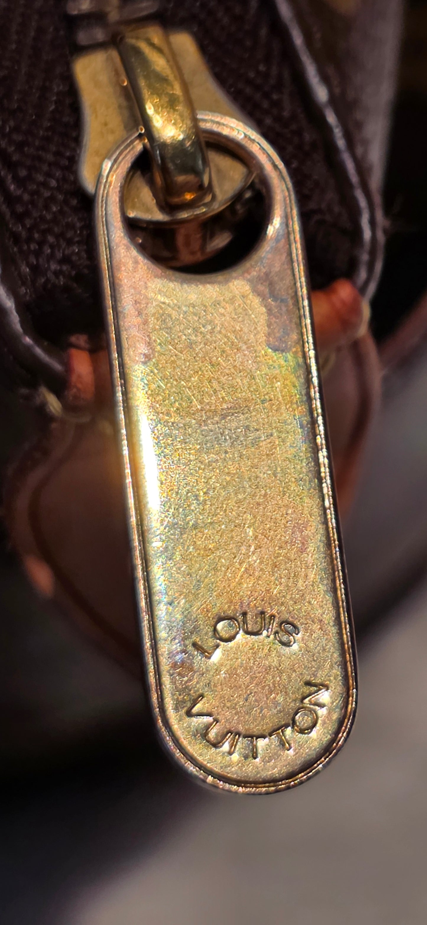 Authentic Louis Vuitton Totally MM