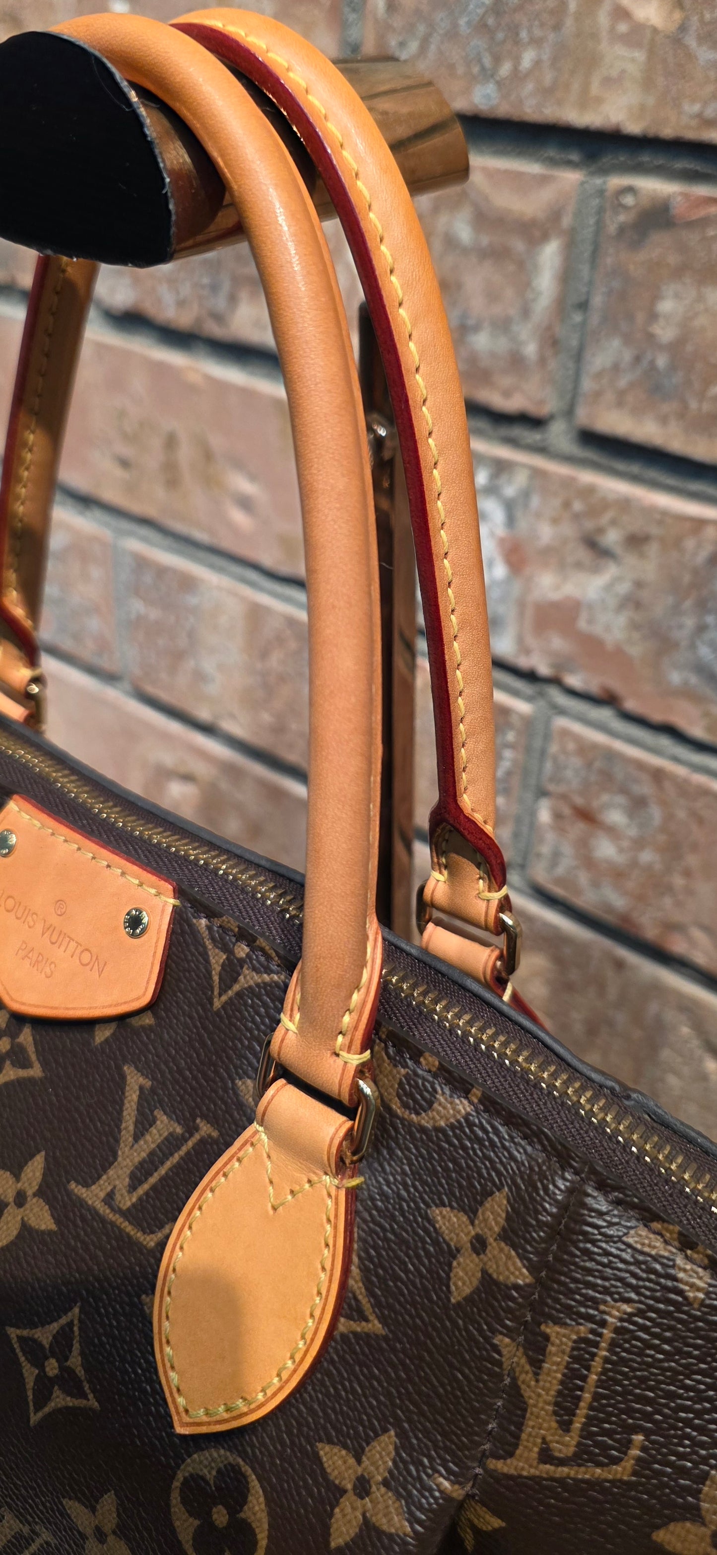 Authentic Louis Vuitton Turenne MM