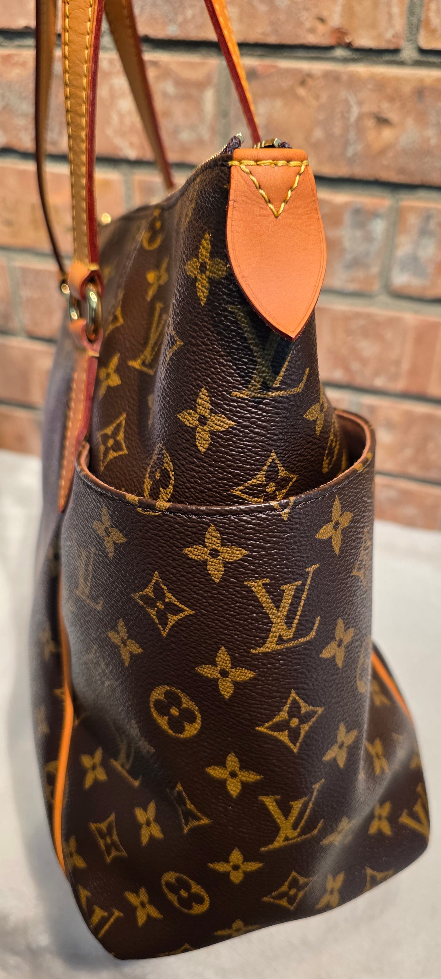 Authentic Louis Vuitton Totally MM Monogram