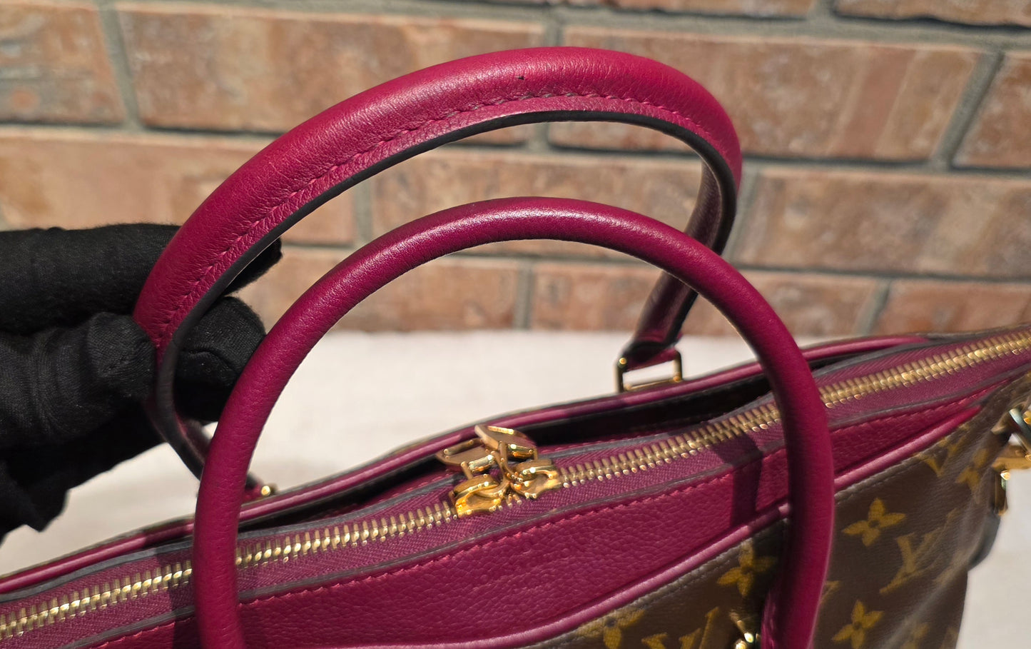 Authentic Louis Vuitton Pallas MM in Raisin
