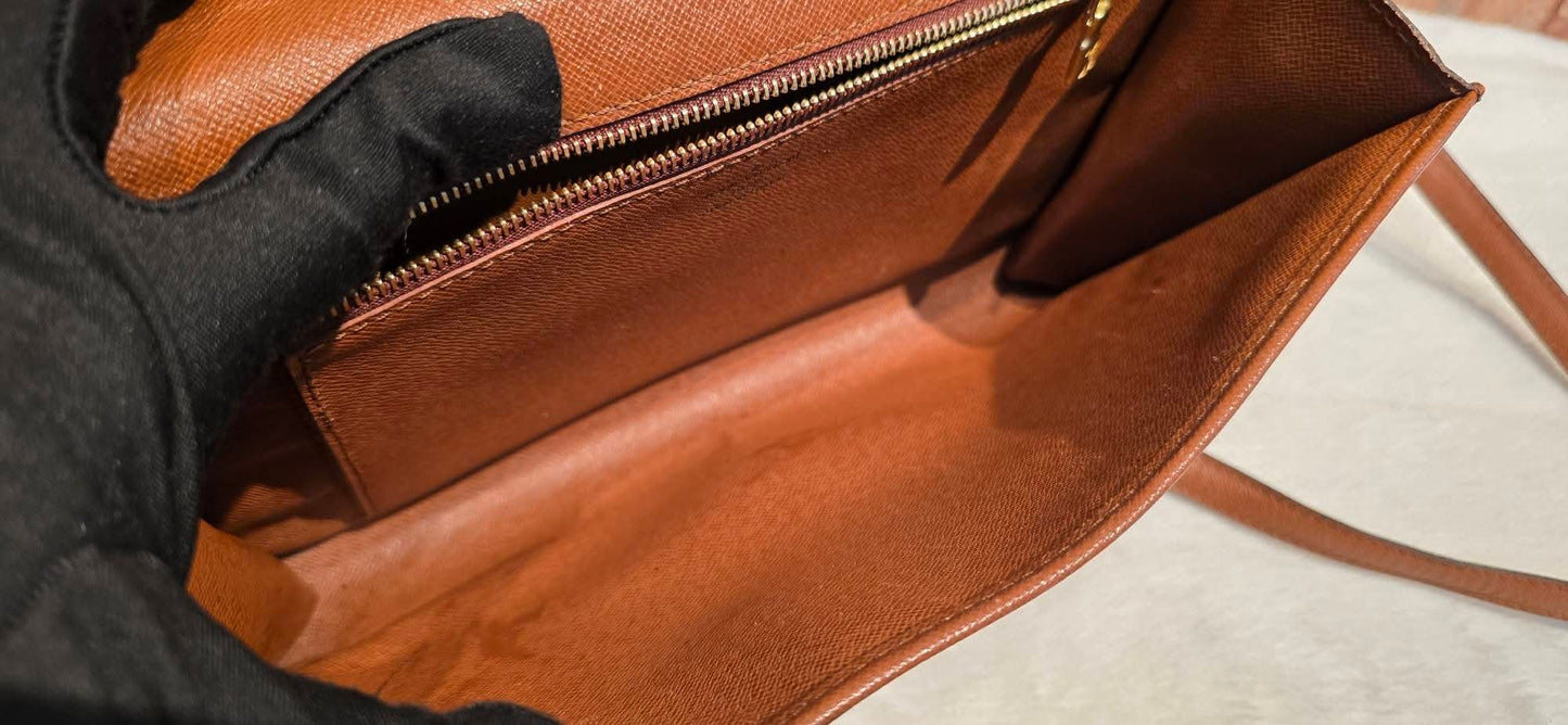 Authentic Louis Vuitton Pochette Bordeaux