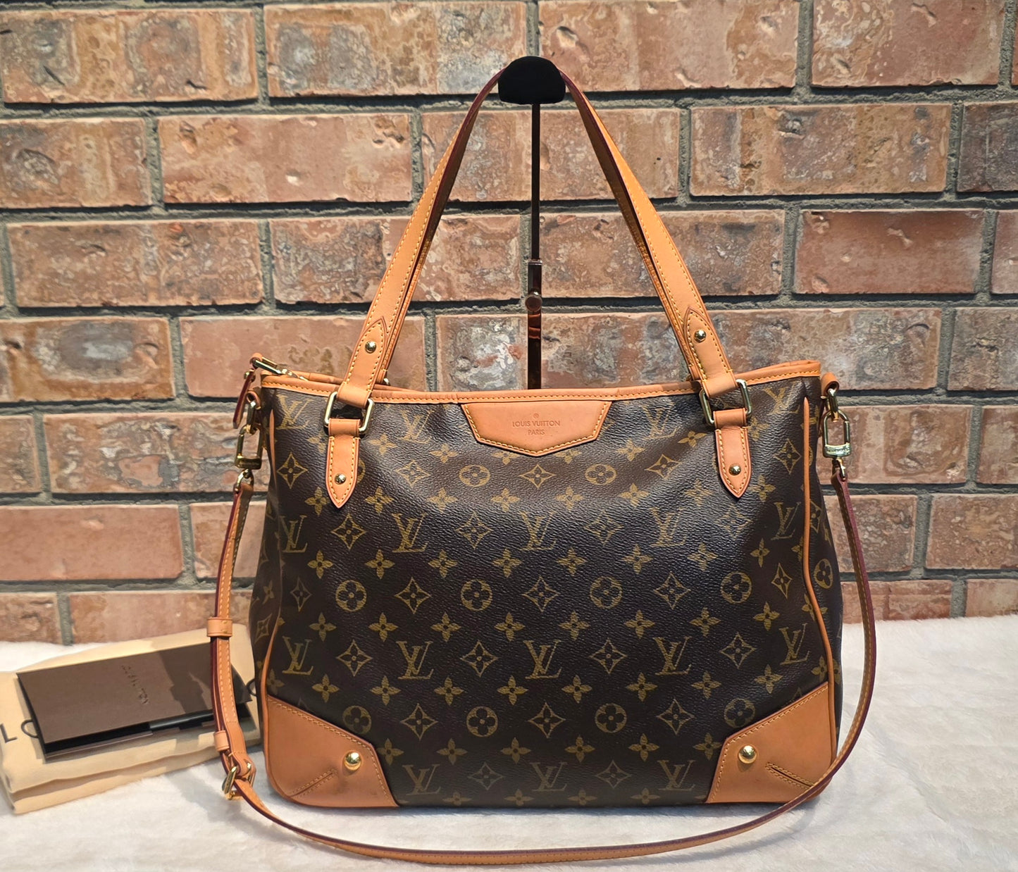 Authentic Louis Vuitton Estrela MM