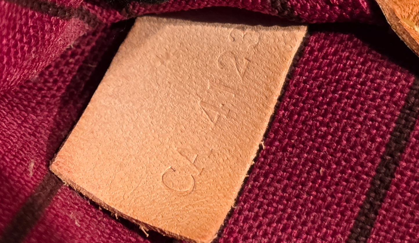 Authentic Neverfull MM Monogram Fuchsia Interior (BAG ONLY)