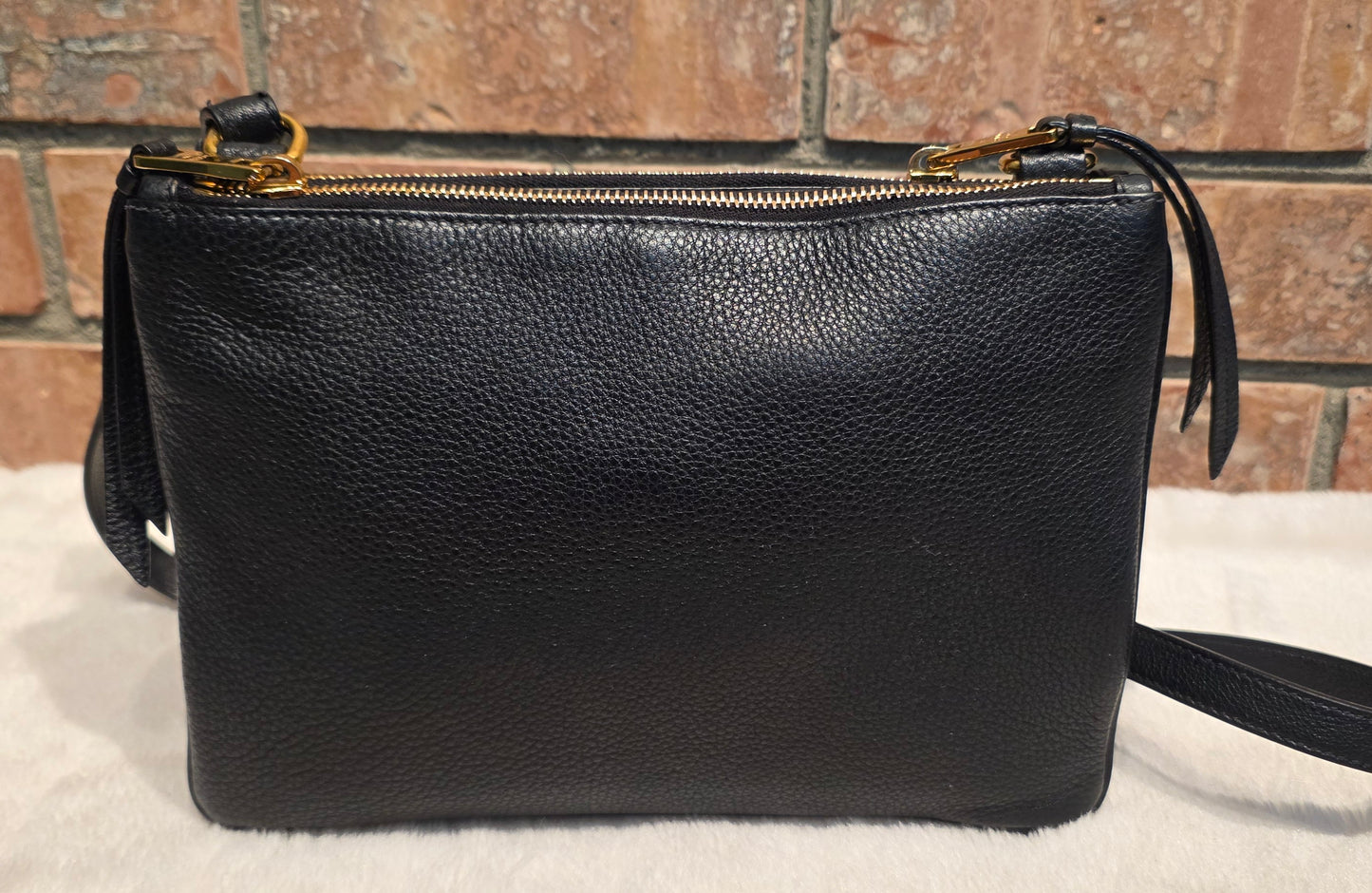 Authentic Prada Bandoliera Vitello Phenix Crossbody Bag