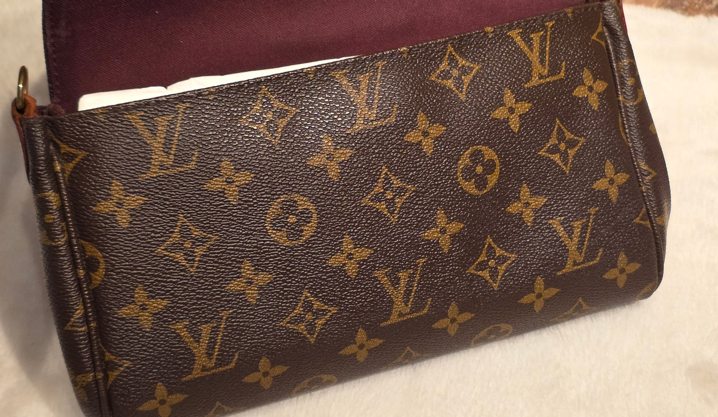 Authentic Louis Vuitton Favorite MM Monogram