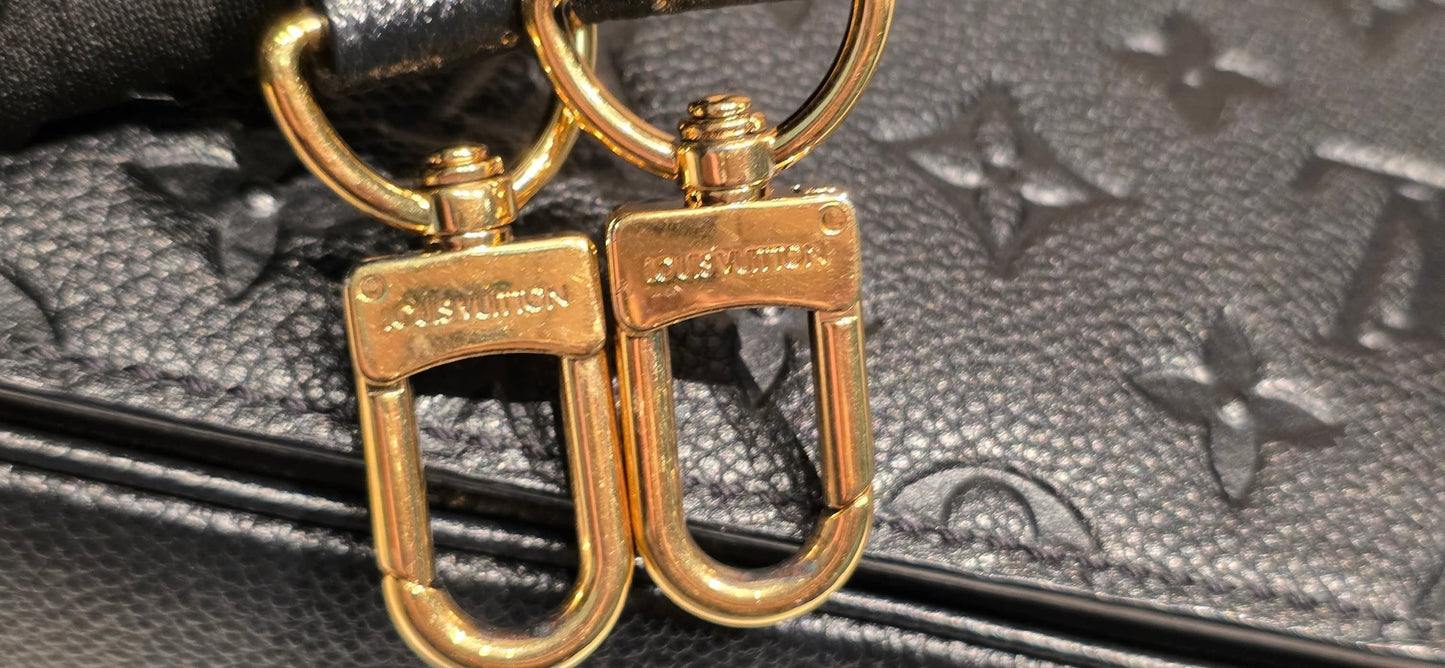 Authentic Pochette Metis Empreinte Noir
