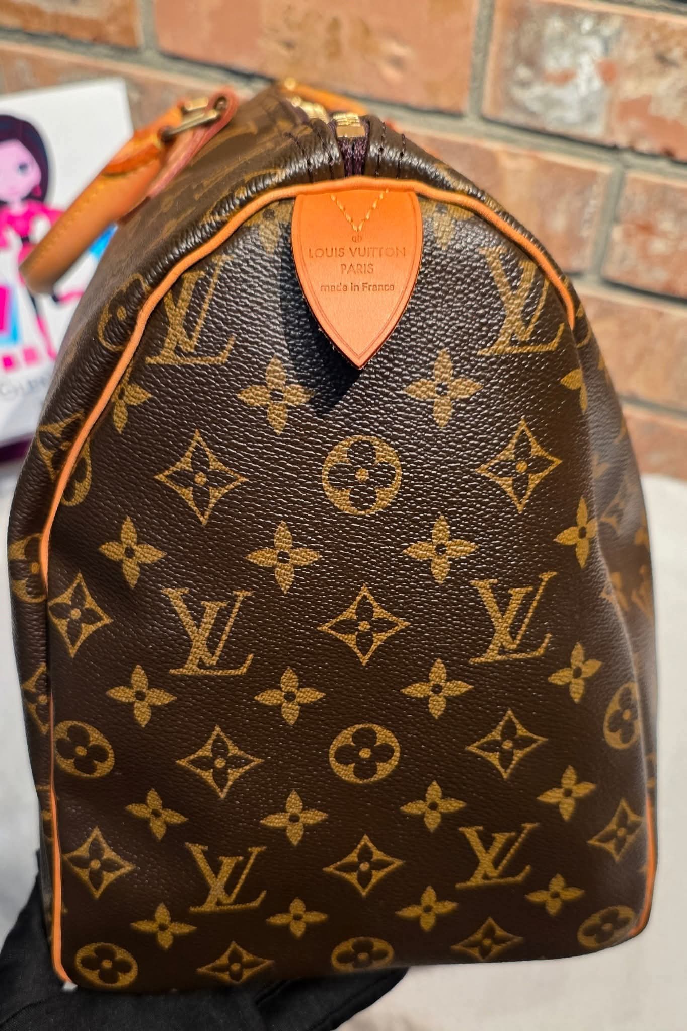 Authentic Louis Vuitton Speedy 40 Monogram
