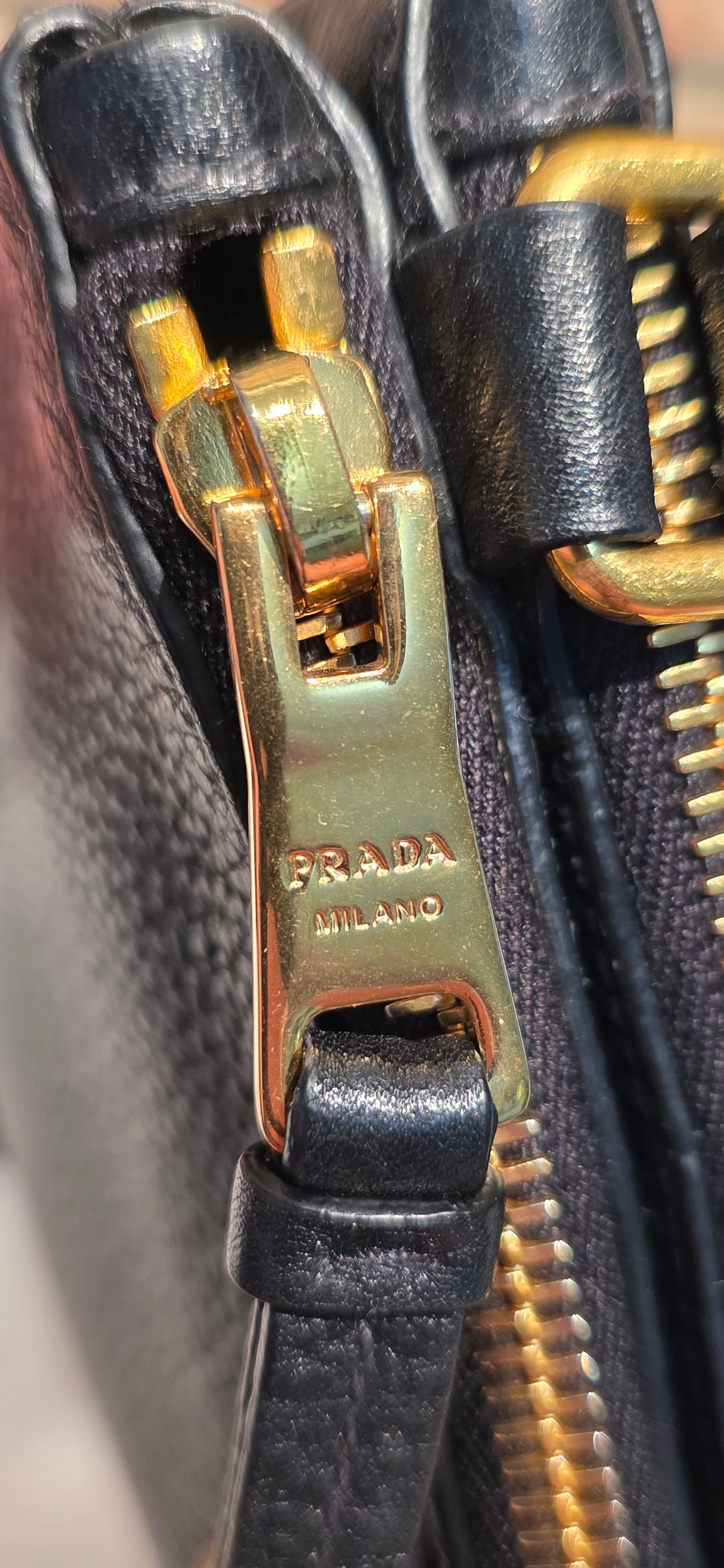 Authentic Prada Bandoliera Vitello Phenix Crossbody Bag