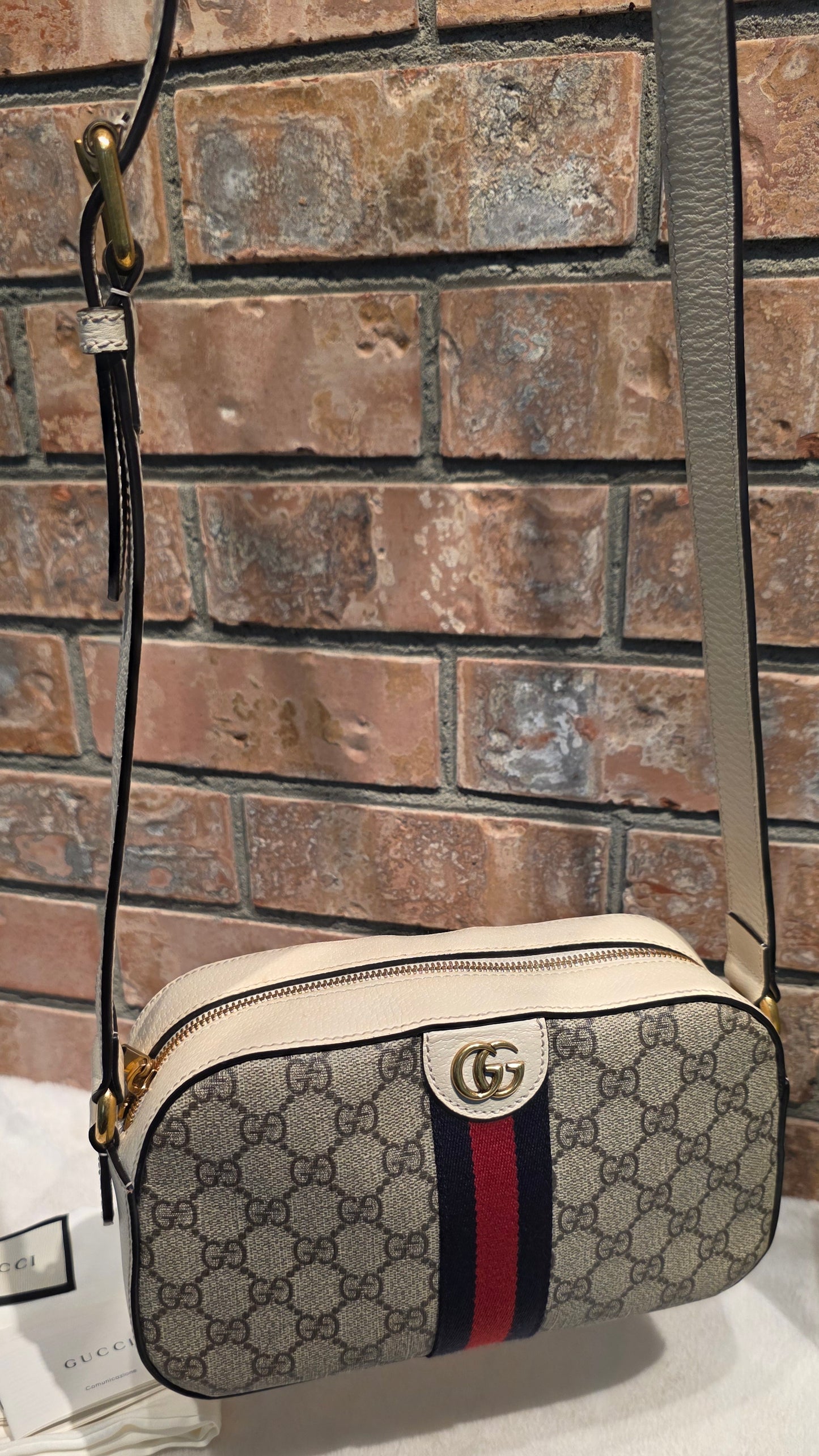 Authentic Gucci GG Supreme Ophidia Small Camera Bag