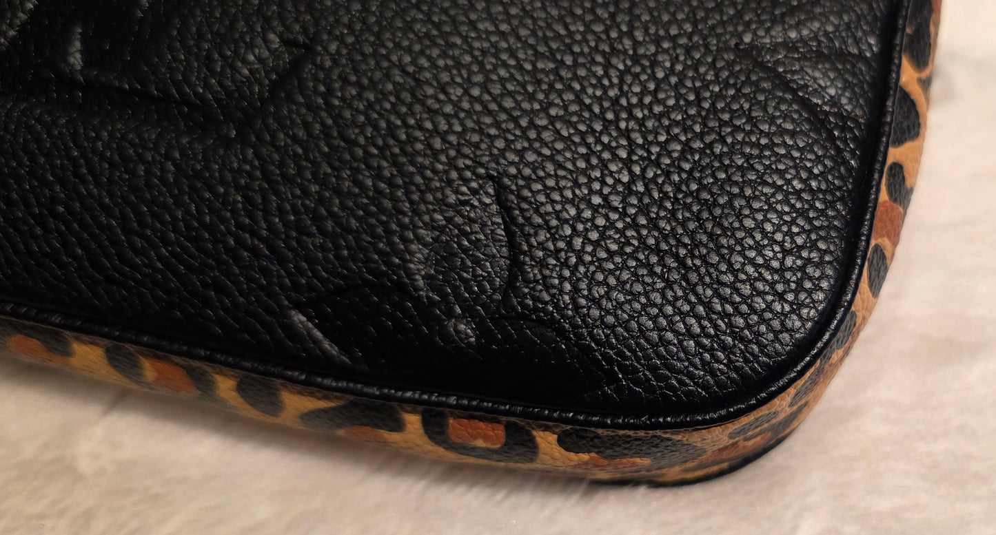 Authentic Louis Vuitton Multipochette Accessoires Wild At Heart